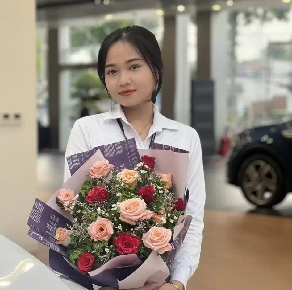 Tư vấn bán hàng Kia Vĩnh Long